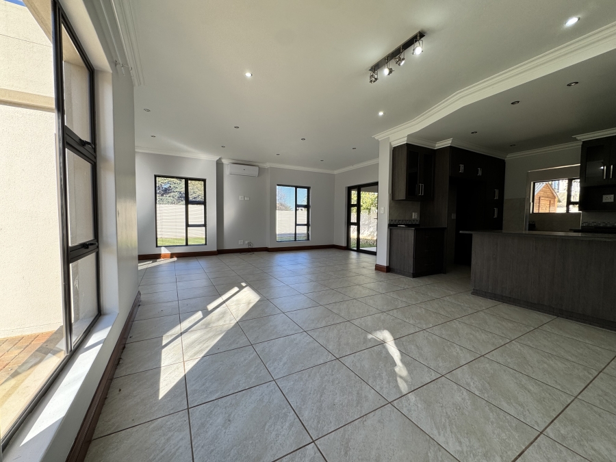 3 Bedroom Property for Sale in Wilkoppies North West